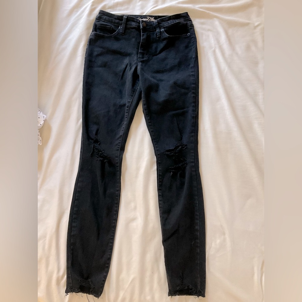 Black ripped Jeans